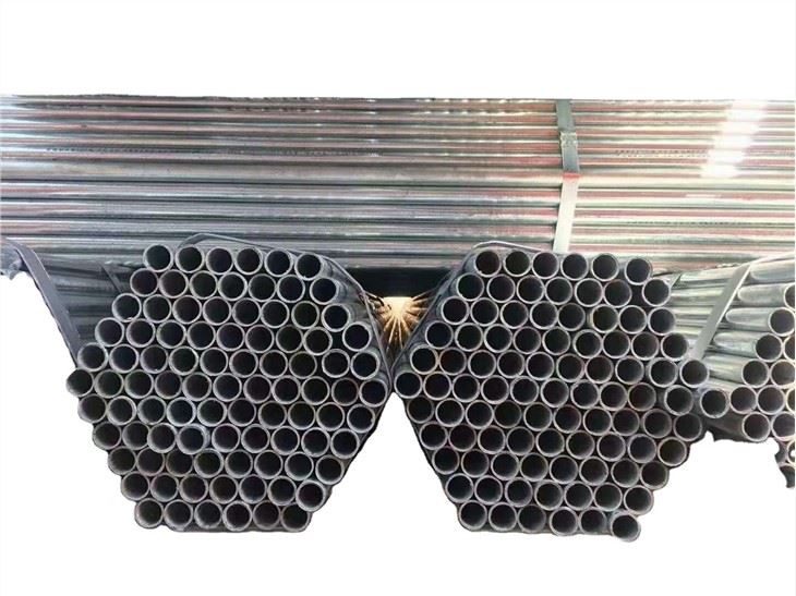 Tiyo echafodaj galvanize DN25 * 3.0 * 6000mm