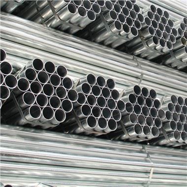 Cho plonje galvanize tiyo ak fen Plain